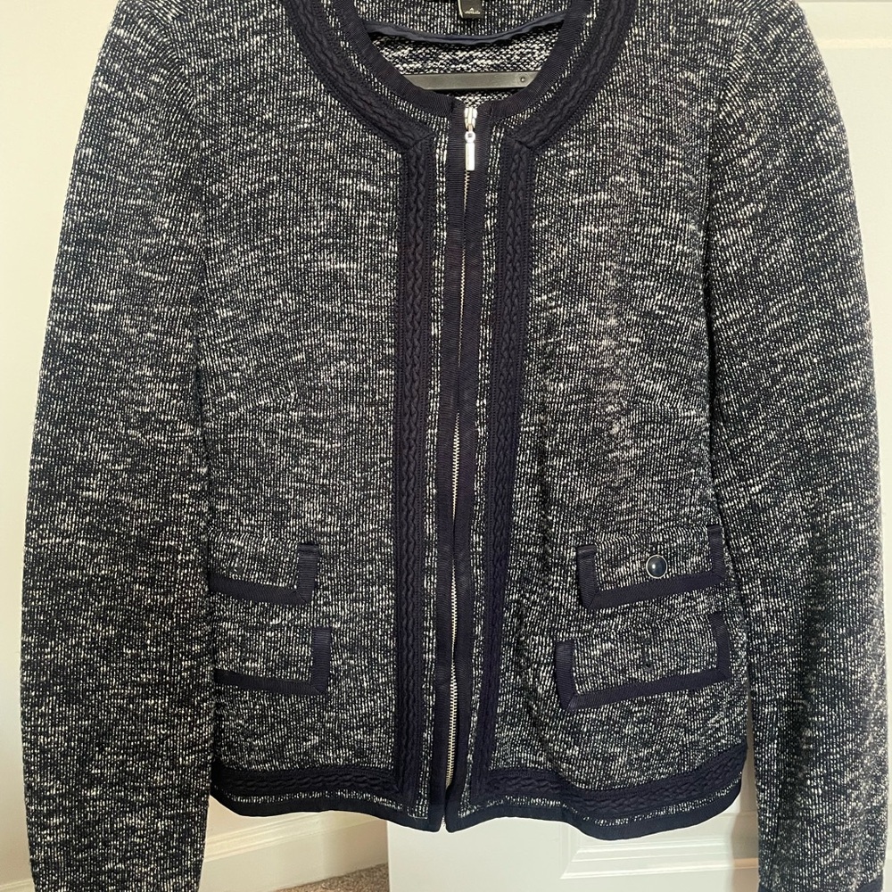 Chic Black and Gray Tweed Jacket